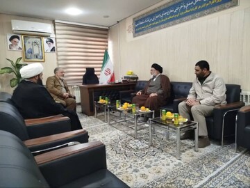 کمک به نیازمندان توصیه مؤکد ائمه اطهار(ع) است/ ترویج نهضت احسان و همدلی در کشور ضروری است