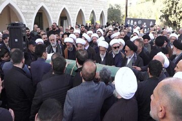 تشییع پیکر “فقید علم و جهاد”، شیخ رضا محمود مهدی، در شهر خرطوم لبنان + تصاویر
