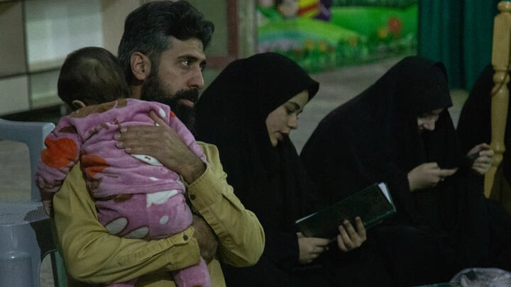 تصاویر/آیین معنوی احیا و شب زنده داری در لیلة الرغائب در نجف ایران