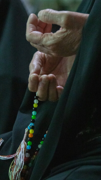 تصاویر/آیین معنوی احیا و شب زنده داری در لیلة الرغائب در نجف ایران