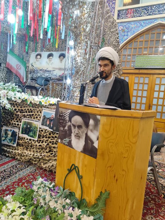 تصاویر/تجلیل شهید عرصه تبلیغ بین‌الملل و روحانی جانباز در کاشان