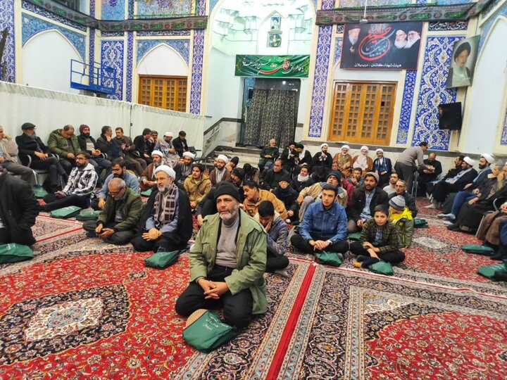 تصاویر/تجلیل شهید عرصه تبلیغ بین‌الملل و روحانی جانباز در کاشان