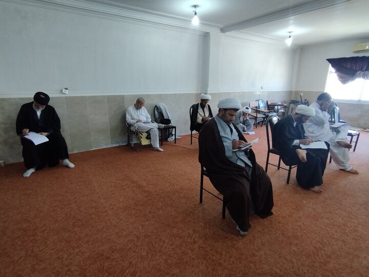 آزمون پایانی دوره تکمیلی دانش افزایی اساتید مدارس علمیه سیستان و بلوچستان