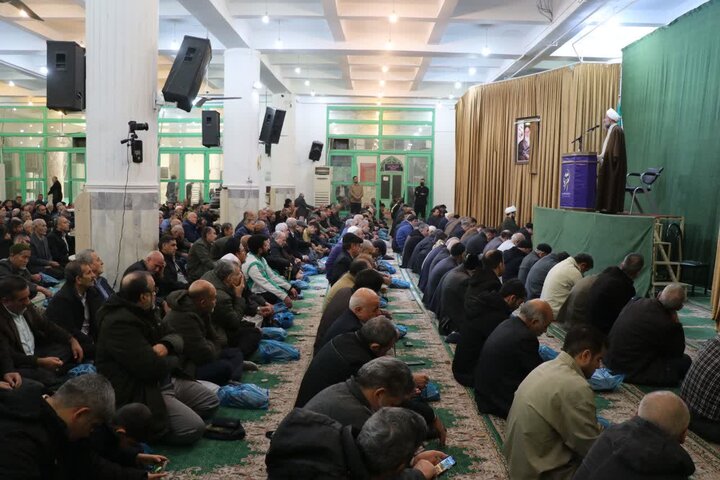 تصاویر/ نماز عبادی سیاسی جمع در قرچک