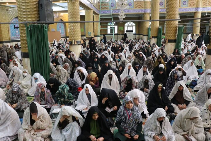 تصاویر/ نماز عبادی سیاسی جمع در قرچک