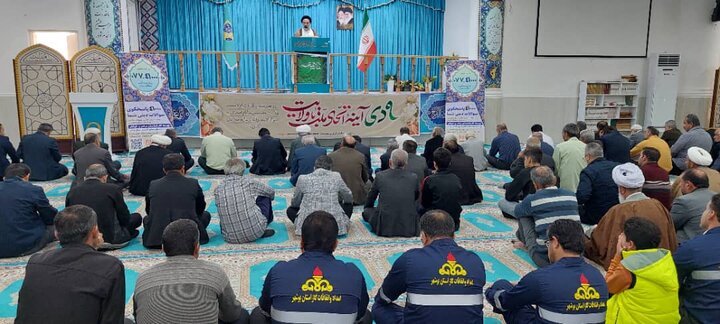 نمازجمعه امروز شهر جم به روایت تصاویر