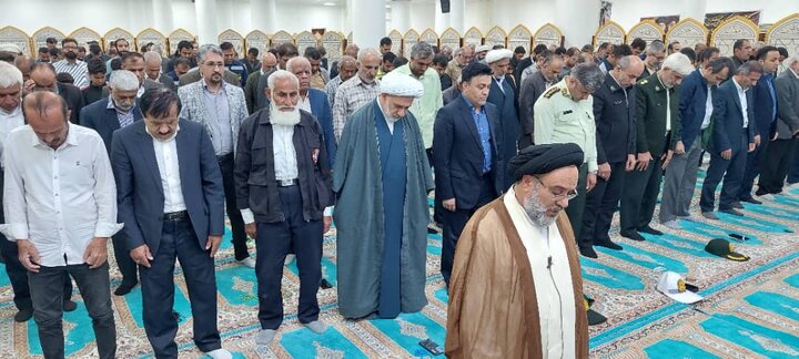 نمازجمعه امروز شهر جم به روایت تصاویر