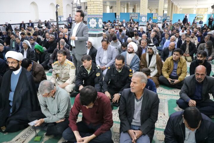 تصاویر/ اقامه نماز جمعه در شهرستان دهلران