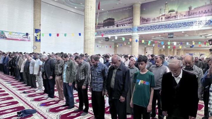 نماز جمعه کنگان به روایت تصویر