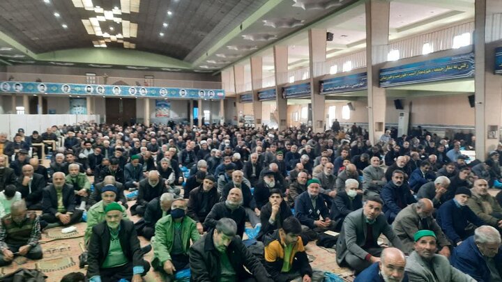 تصاویر/اقامه نماز عبادی سیاسی جمعه در خمین