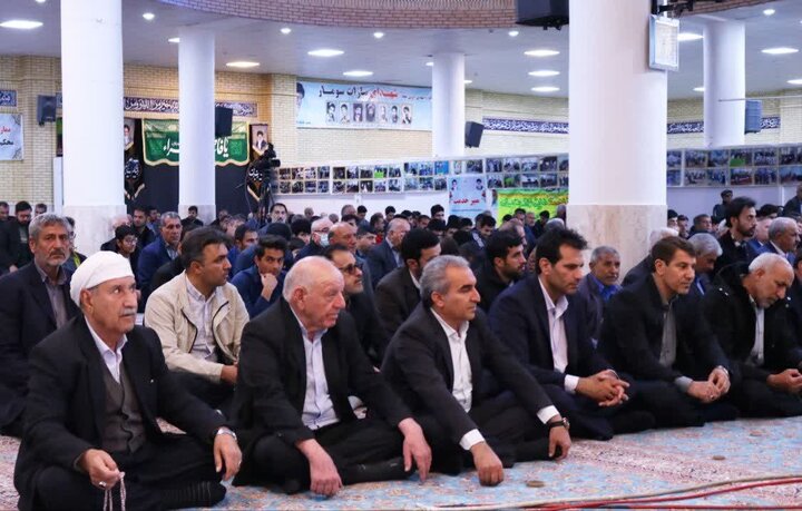 تصاویر/ اقامه نماز جمعه در شهرستان ایوان