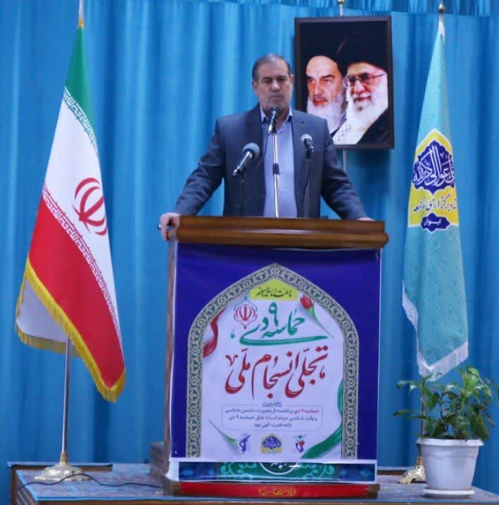 تصاویر/ اقامه نماز جمعه در شهرستان ایوان