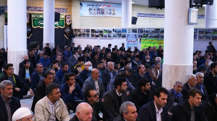 تصاویر/ اقامه نماز جمعه در شهرستان ایوان