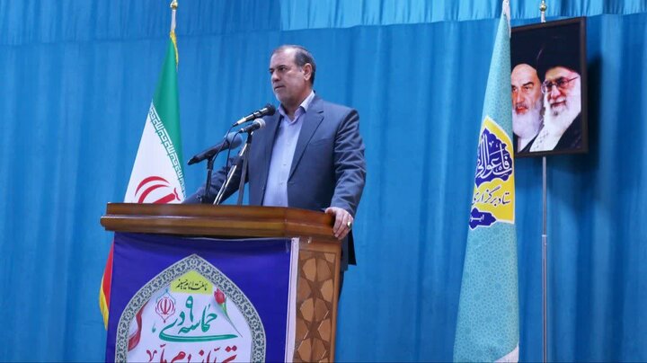 تصاویر/ اقامه نماز جمعه در شهرستان ایوان