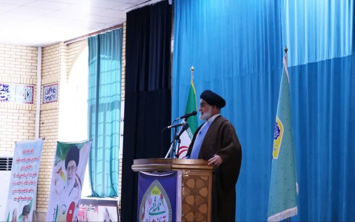 تصاویر/ اقامه نماز جمعه در شهرستان ایوان