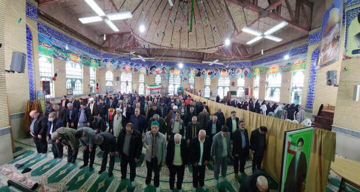 تصاویر/ نماز عبادی سیاسی جمعه نطنز