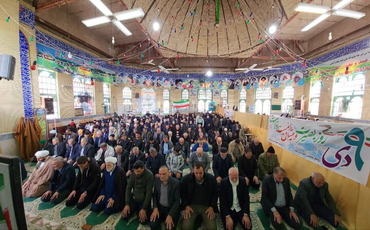 تصاویر/ نماز عبادی سیاسی جمعه نطنز