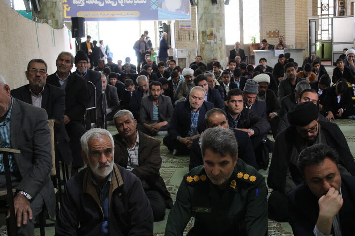 تصاویر/ برگزاری نماز جمعه شهرستان خاتم