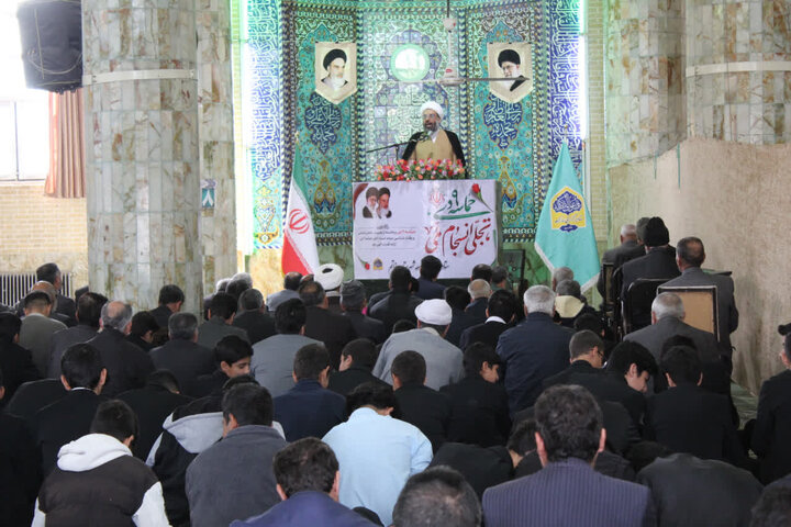 تصاویر/ برگزاری نماز جمعه شهرستان خاتم