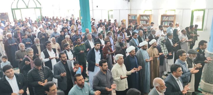 تصاویر/ اقامه نماز جمعه ریگان