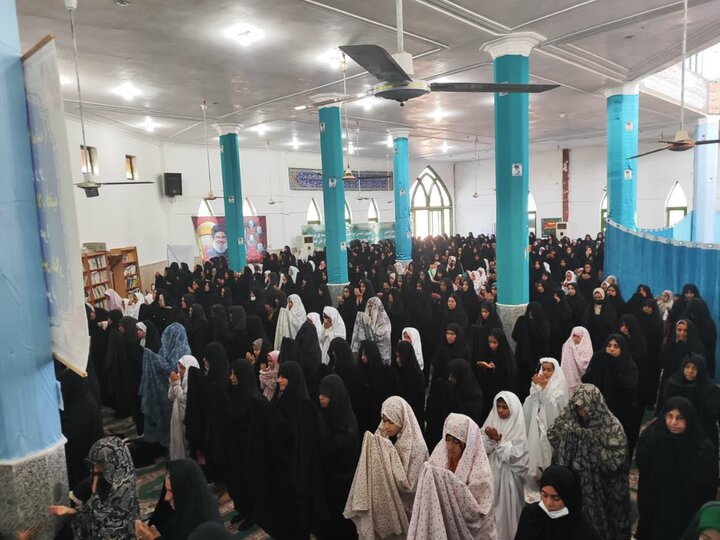 تصاویر/ اقامه نماز جمعه ریگان