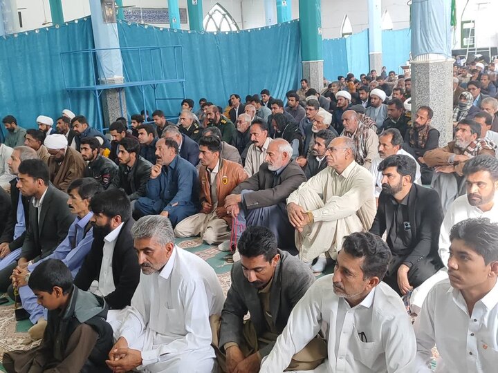 تصاویر/ اقامه نماز جمعه ریگان