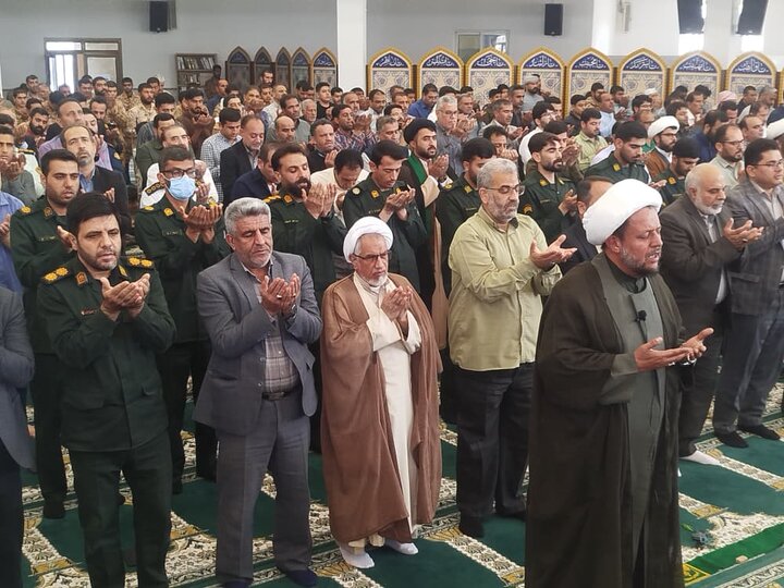 نمازجمعه شهر عسلویه به روایت تصاویر