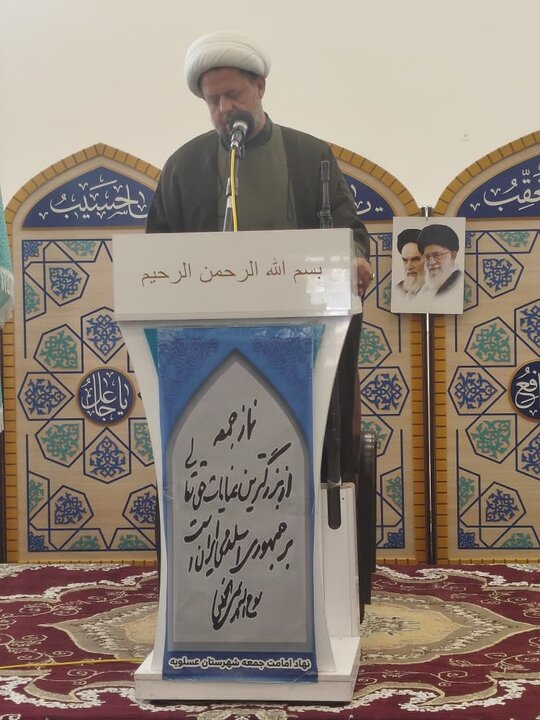 نمازجمعه شهر عسلویه به روایت تصاویر