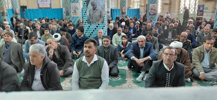 تصاویر/ اقامه نماز جمعه شهر انار