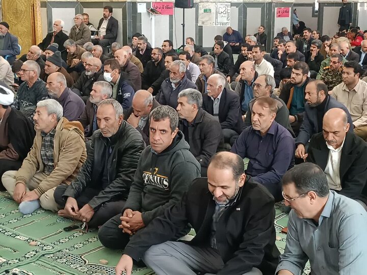 تصاویر/ اقامه نماز جمعه شهر بردسیر