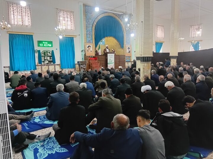 تصاویر/ نماز عبادی سیاسی جمعه لیلان