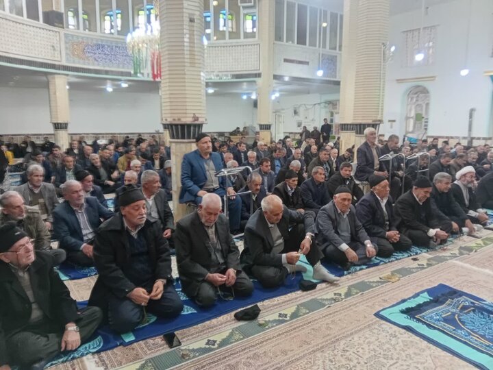 تصاویر/ نماز عبادی سیاسی جمعه لیلان