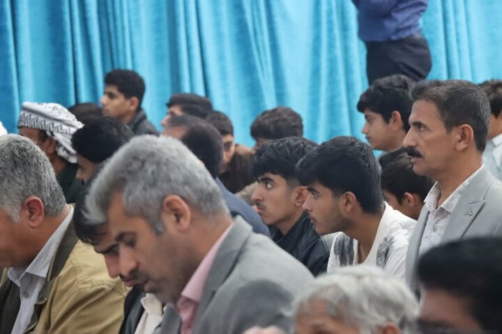 تصاویر/ اقامه نماز جمعه شهر قلعه‌گنج