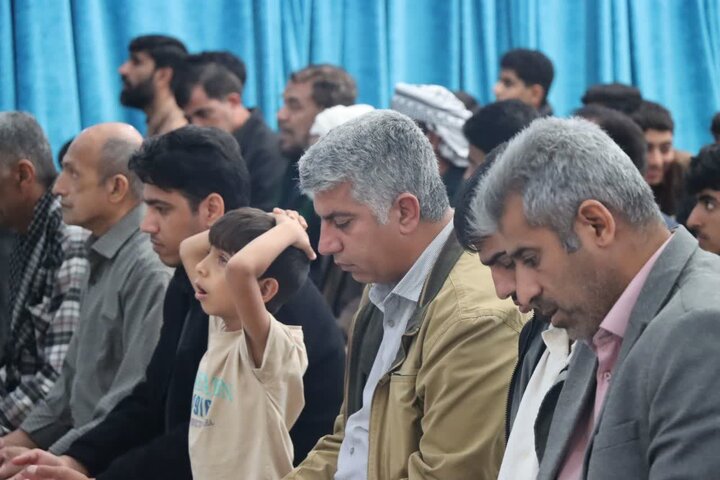 تصاویر/ اقامه نماز جمعه شهر قلعه‌گنج