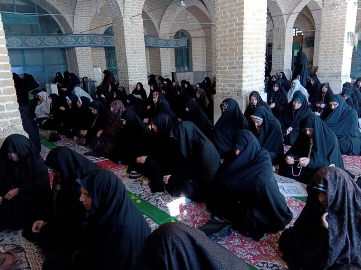 تصاویر/ اقامه نماز جمعه شهر محی‌آباد