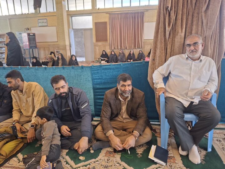 تصاویر/ اقامه نماز جمعه شهر بلورد