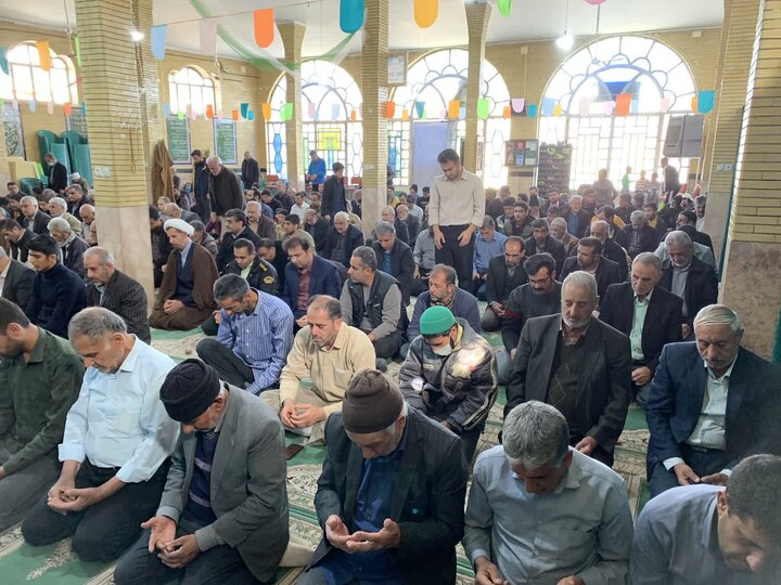 تصاویر/ اقامه نماز جمعه شهر اختیارآباد