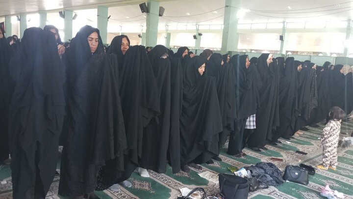 تصاویر/ اقامه نماز جمعه شهر عنبرآباد