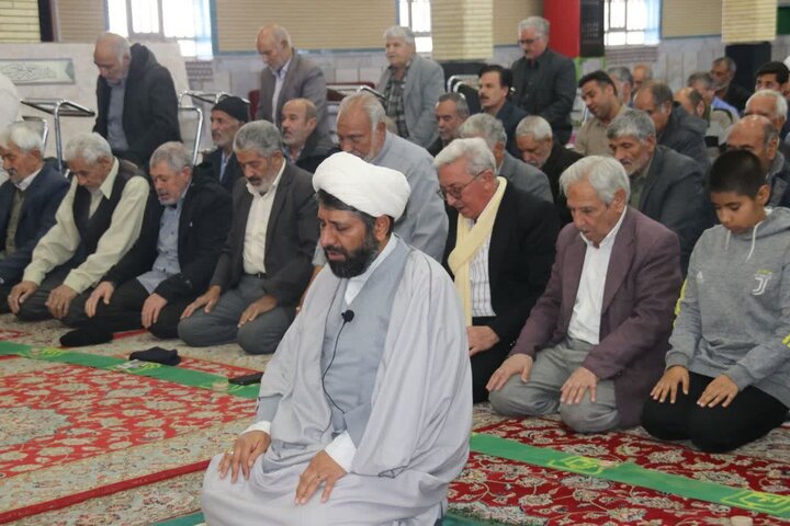 تصاویر/ اقامه نماز جمعه شهر پاریز