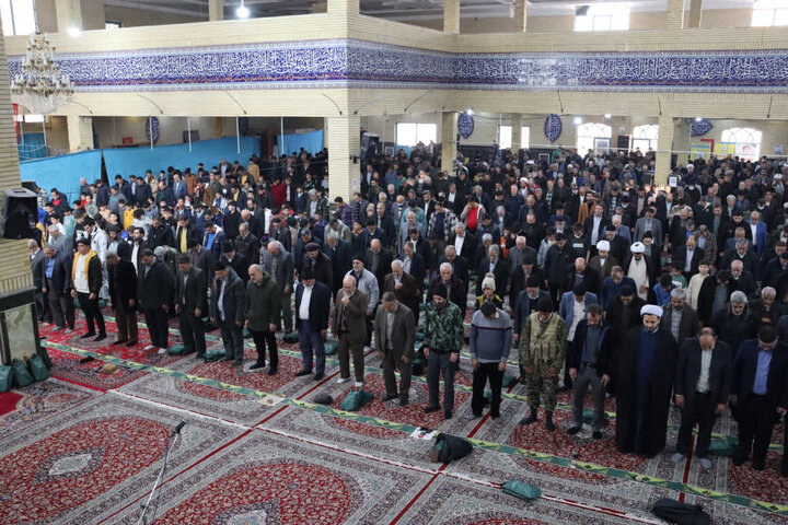 تصاویر/ نماز عبادی سیاسی جمعه در بهارستان