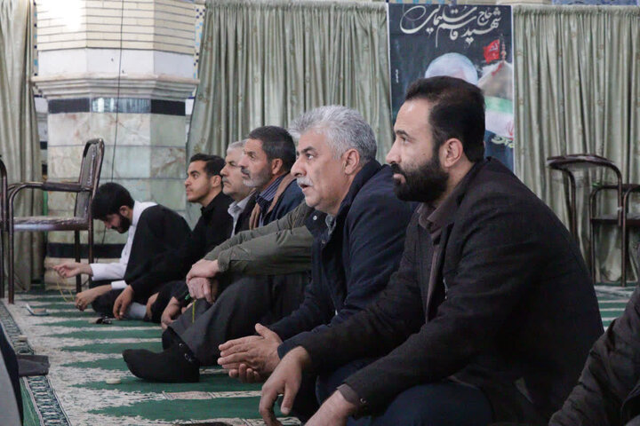 تصاویر/ اقامه نماز جمعه شهر زیدآباد