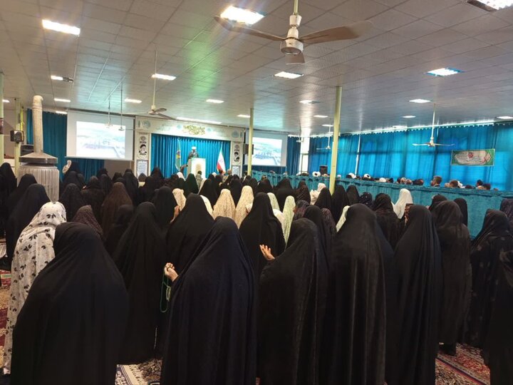 تصاویر/ اقامه نماز جمعه شهر یزدان‌آباد