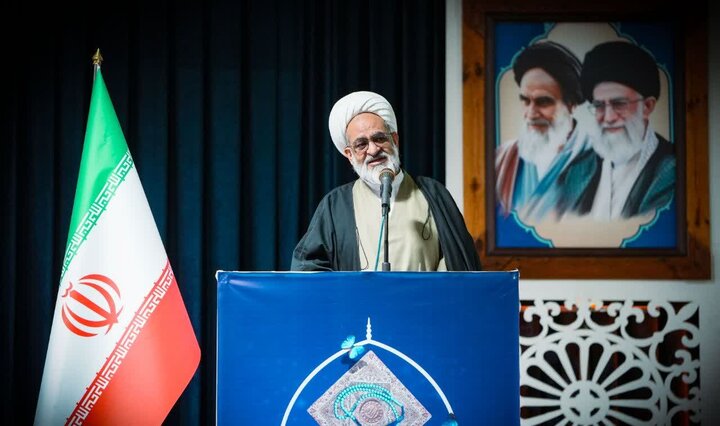 تصاویر/ اقامه نماز جمعه شهر سیرجان