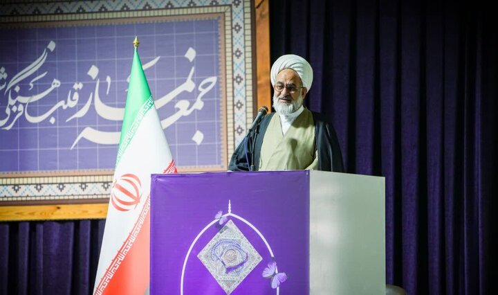 تصاویر/ اقامه نماز جمعه شهر سیرجان