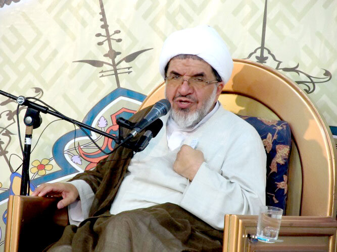 نخستین لشکر عقل، «خیر» و لشکر جهل، «شر»