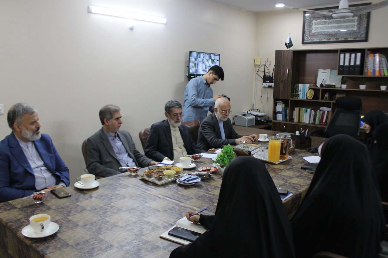 پاکستان میں دینی، علمی اور سماجی میدانوں کے لیے متعہد اور مؤثر خواتین کی منظم تربیت