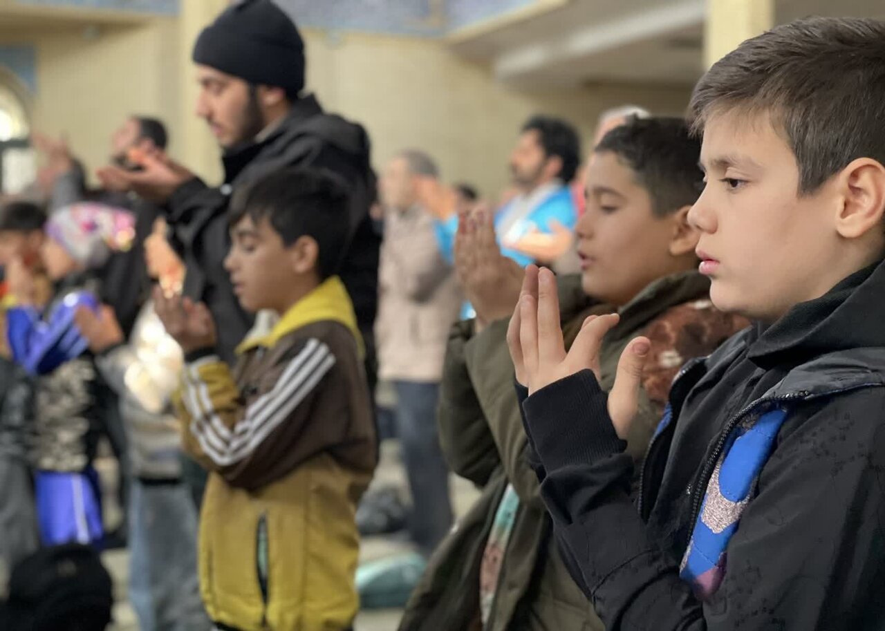 تصاویر/ نماز عبادی سیاسی جمعه در ملارد