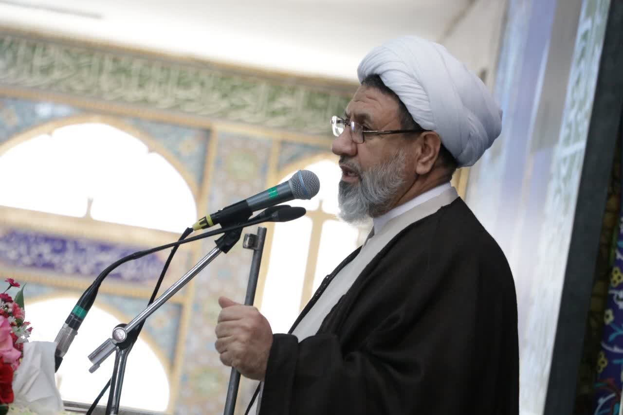 عبور از فشارهای اقتصادی نیازمند همراهی مردم و مسئولان است