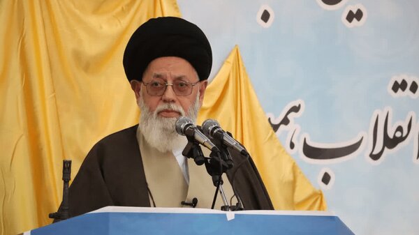 مسئولان برای عبور از خود تحریمی چاره‌اندیشی کنند