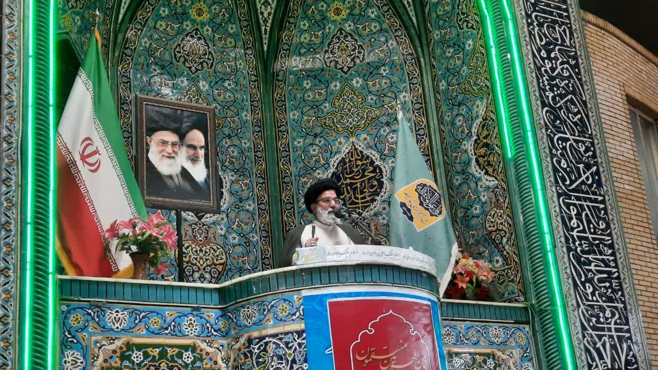 حمایت از خانواده و مهار تورم، اولویت امروز جامعه است